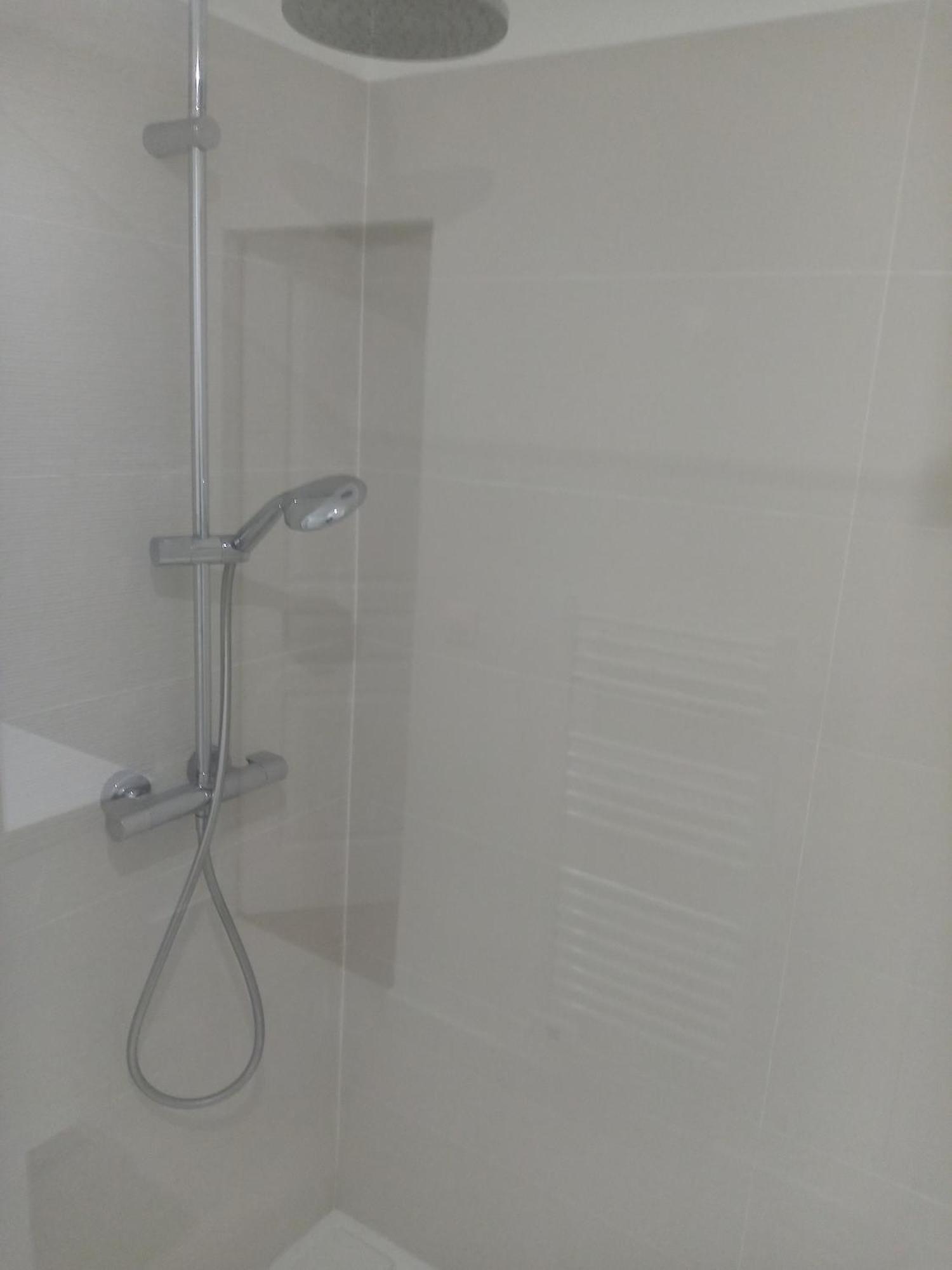 Quartier Le Plus Anime De Marseille "La Plaine Cours Julien "Chambre Avec Salle De Bain Wc Privee Integrees "Dans Appartement Exteriér fotografie