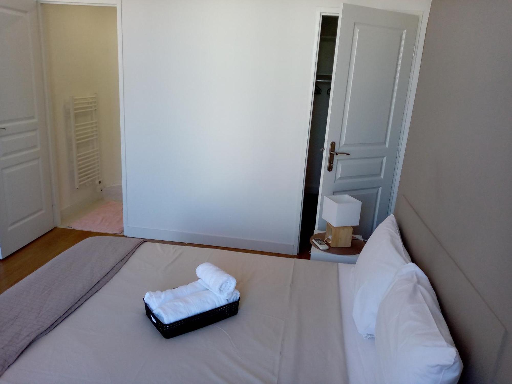Quartier Le Plus Anime De Marseille "La Plaine Cours Julien "Chambre Avec Salle De Bain Wc Privee Integrees "Dans Appartement Exteriér fotografie