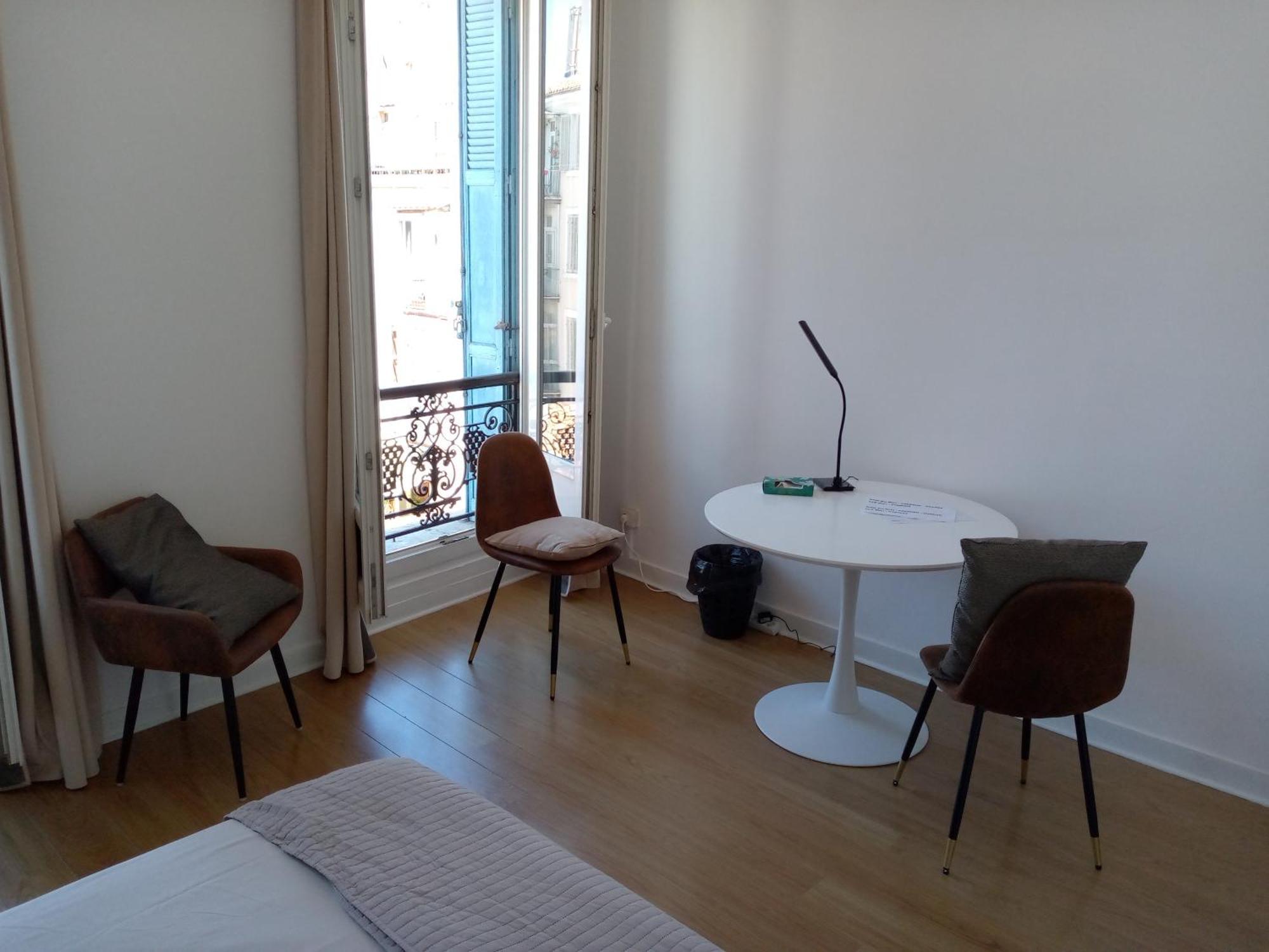 Quartier Le Plus Anime De Marseille "La Plaine Cours Julien "Chambre Avec Salle De Bain Wc Privee Integrees "Dans Appartement Exteriér fotografie