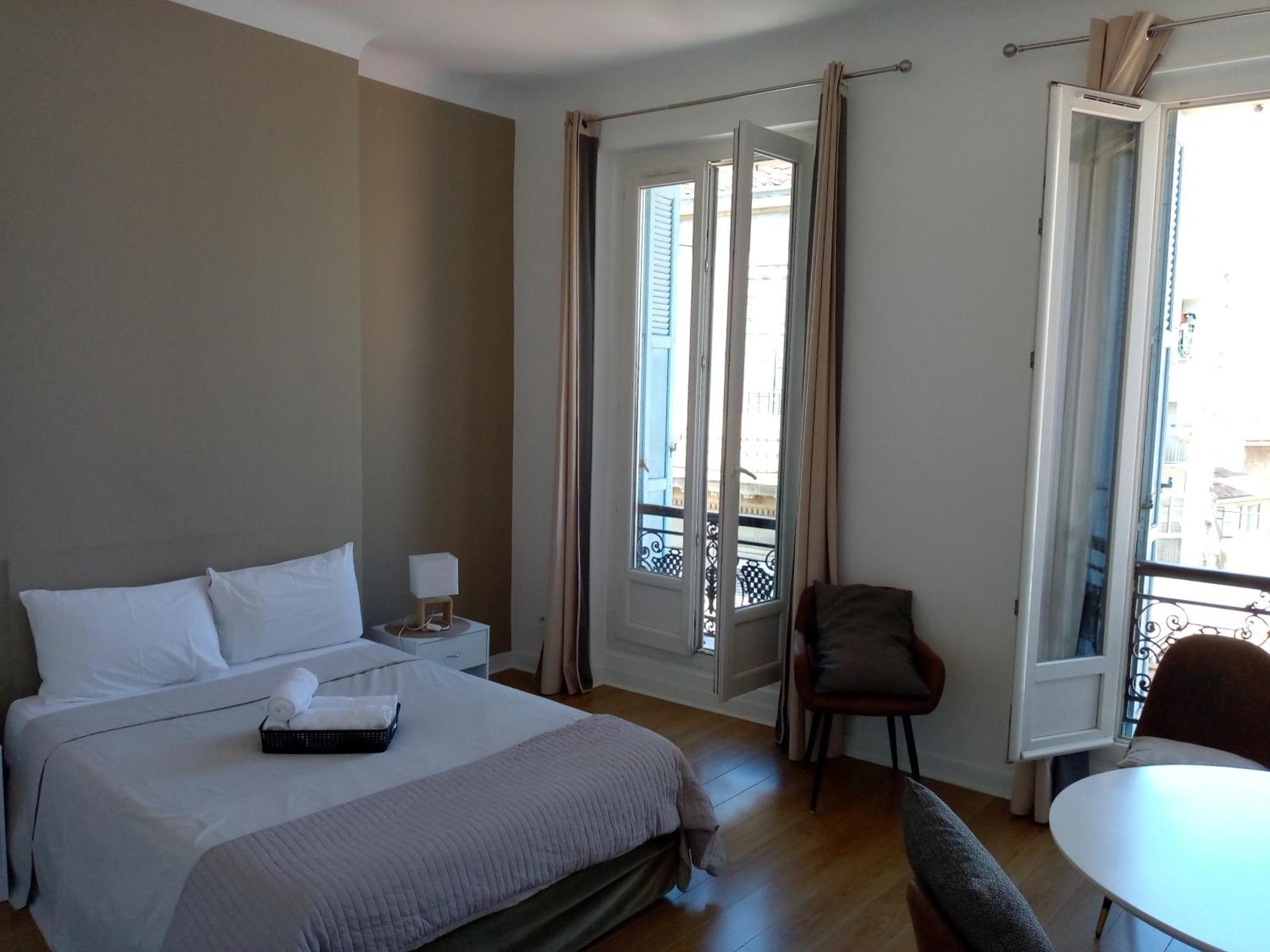 Quartier Le Plus Anime De Marseille "La Plaine Cours Julien "Chambre Avec Salle De Bain Wc Privee Integrees "Dans Appartement Exteriér fotografie